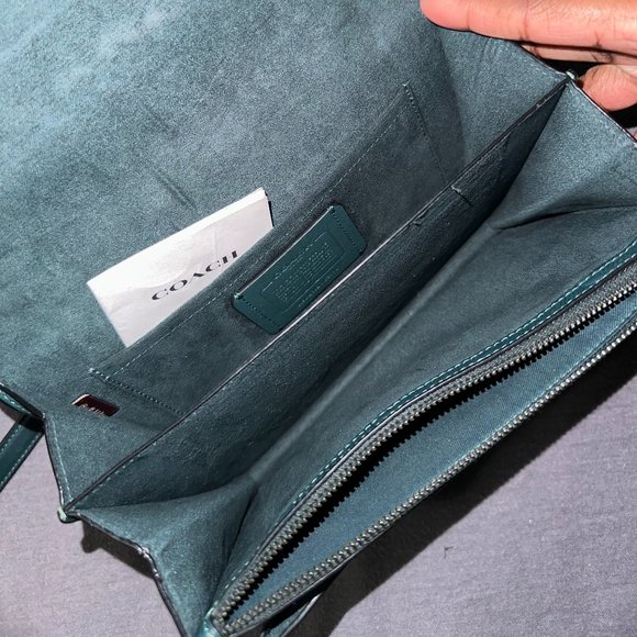 COACH Klare Crossbody in Signature Leather - Picture 5 of 5